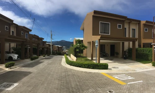 Vistas de Oreamuno Externa